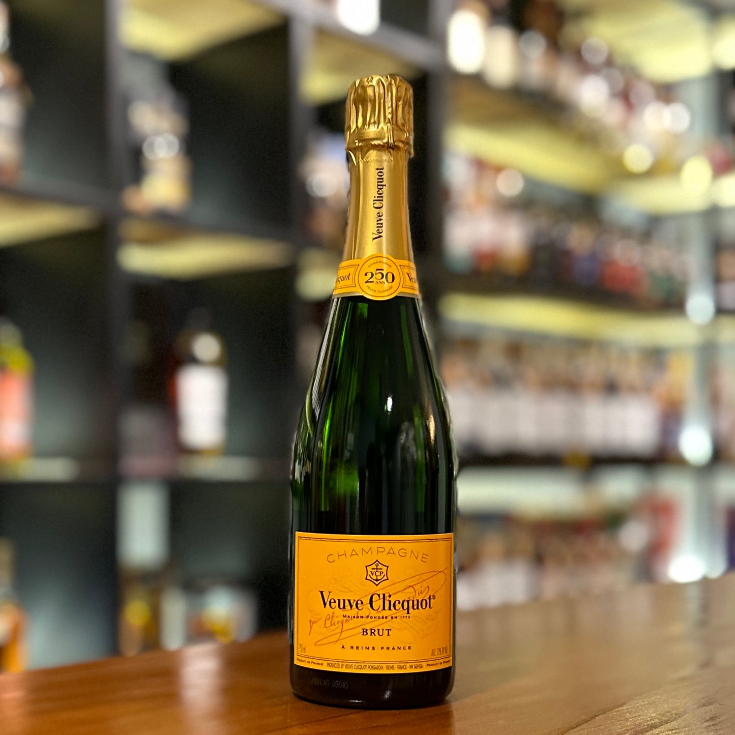 Veuve Clicquot Brut Yellow Label Champagne