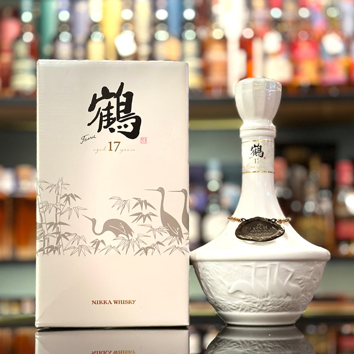 Nikka 17 Year Old Tsuru Blended Japanese Whisky (White Ceramic 