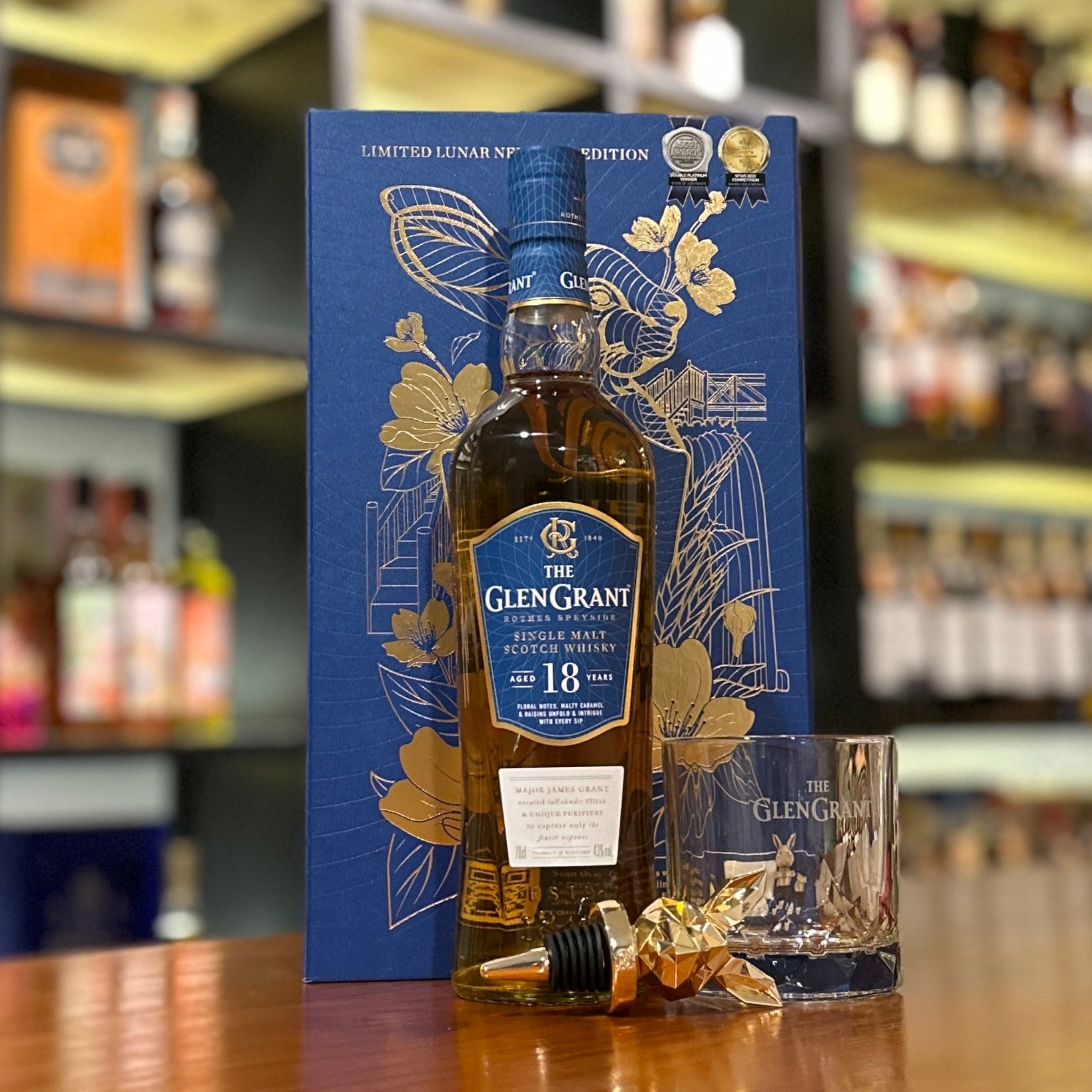 Glen Grant 18 Year Old Single Malt Scotch Whisky (Year of Rabbit Gift ...