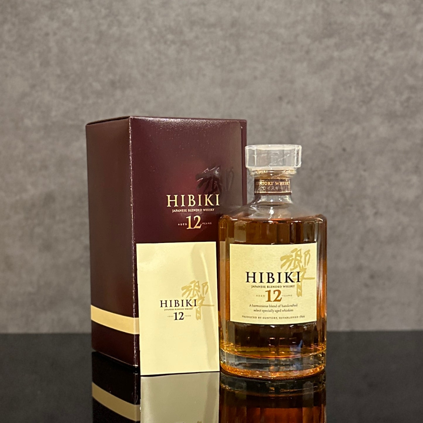Hibiki 12 Year Old Blended Japanese Whisky (Old Version)